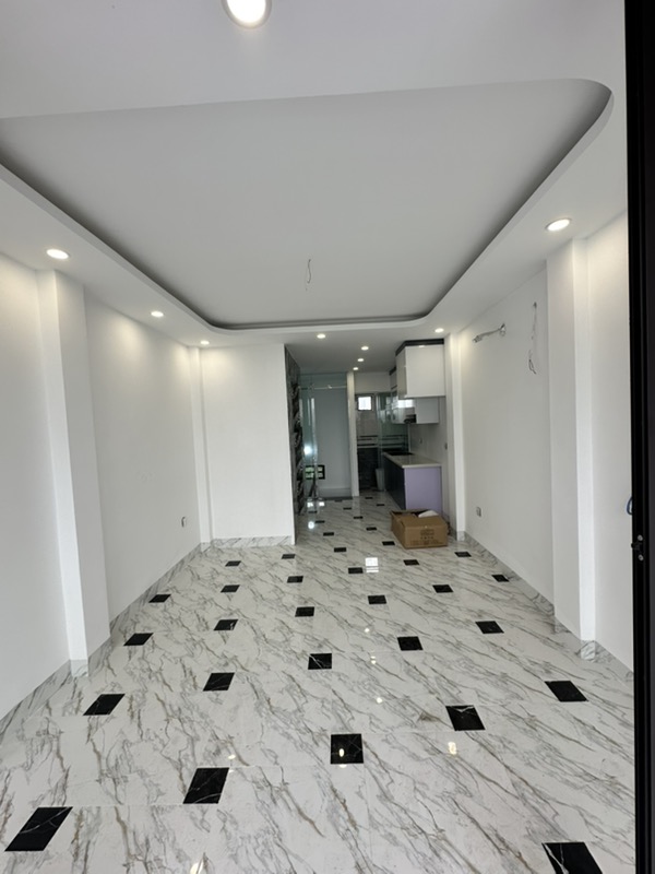 BÁN NHÀ THANG MÁY MỚI KÍNH KOONG PHỐ DƯƠNG VĂN BÉ CÁCH PHỐ 20M DT 35M2 GIÁ 8.5 TỶ