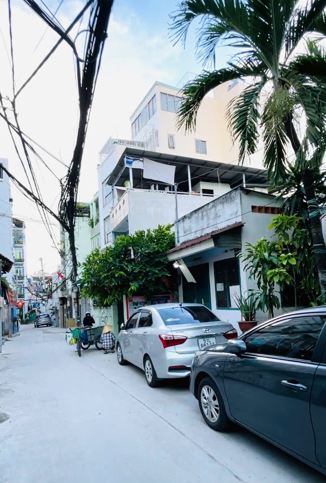 Bán nhà nát - HXH tránh - Lê Quang Định - 48m2 ( 4x11) - gần MT - A4 - 6.x