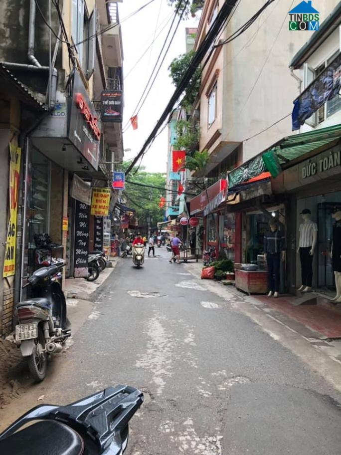 Mở bán căn nhà siêu phẩm Yên Hòa Cầu Giấy Hà Nội, nhà 5 tầng, ô tô đỗ cửa, mặt tiền thoáng 5m,diện tích 35m2, giá 7.9 tỷ