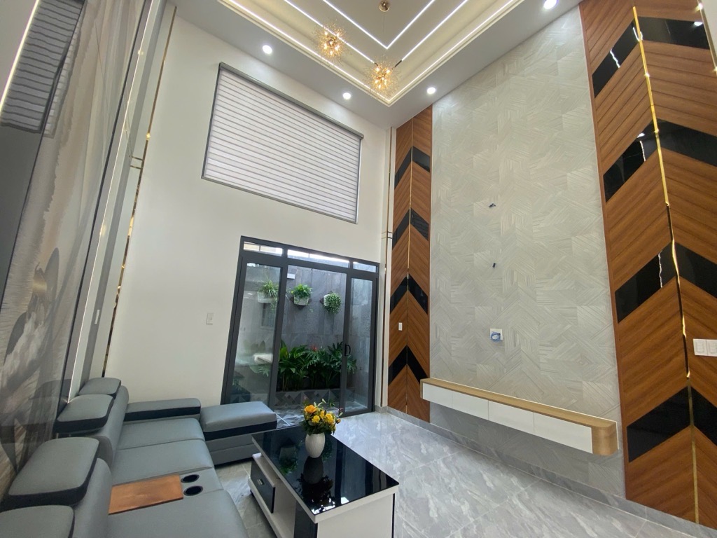 BÁN NHÀ MỚI TINH- ĐẸP LUNG LINH- 5 TẦNG- KINH DƯƠNG VƯƠNG- 52M2- 7 TỶ