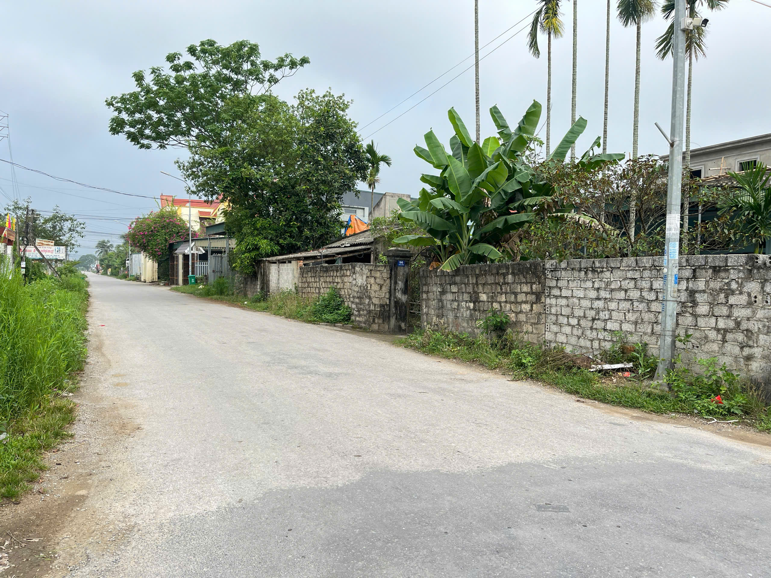 102m2