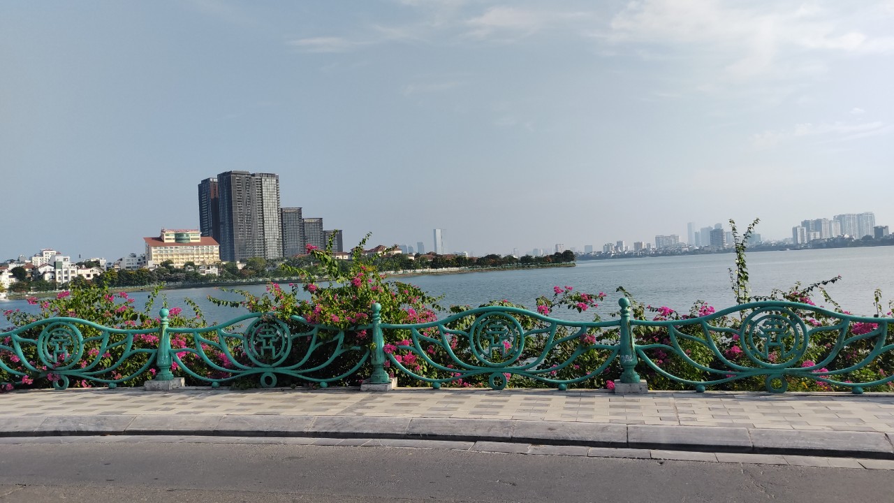 Đất mặt phố, kv phố Vệ Hồ, view Tây Hồ,166m2,M/T: 6,3m lý tưởng,2 thoáng, tòa Building,K/D đa ngành