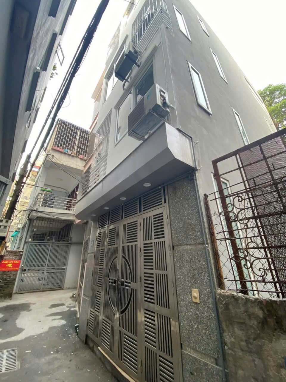 NHÀ HỌC VIÊN TÀI CHÍNH - BẮC TỪ LIÊM - DT42M2 - 4 TẦNG - GIÁ 5,9 TỶ - NGÕ Ô TÔ ,