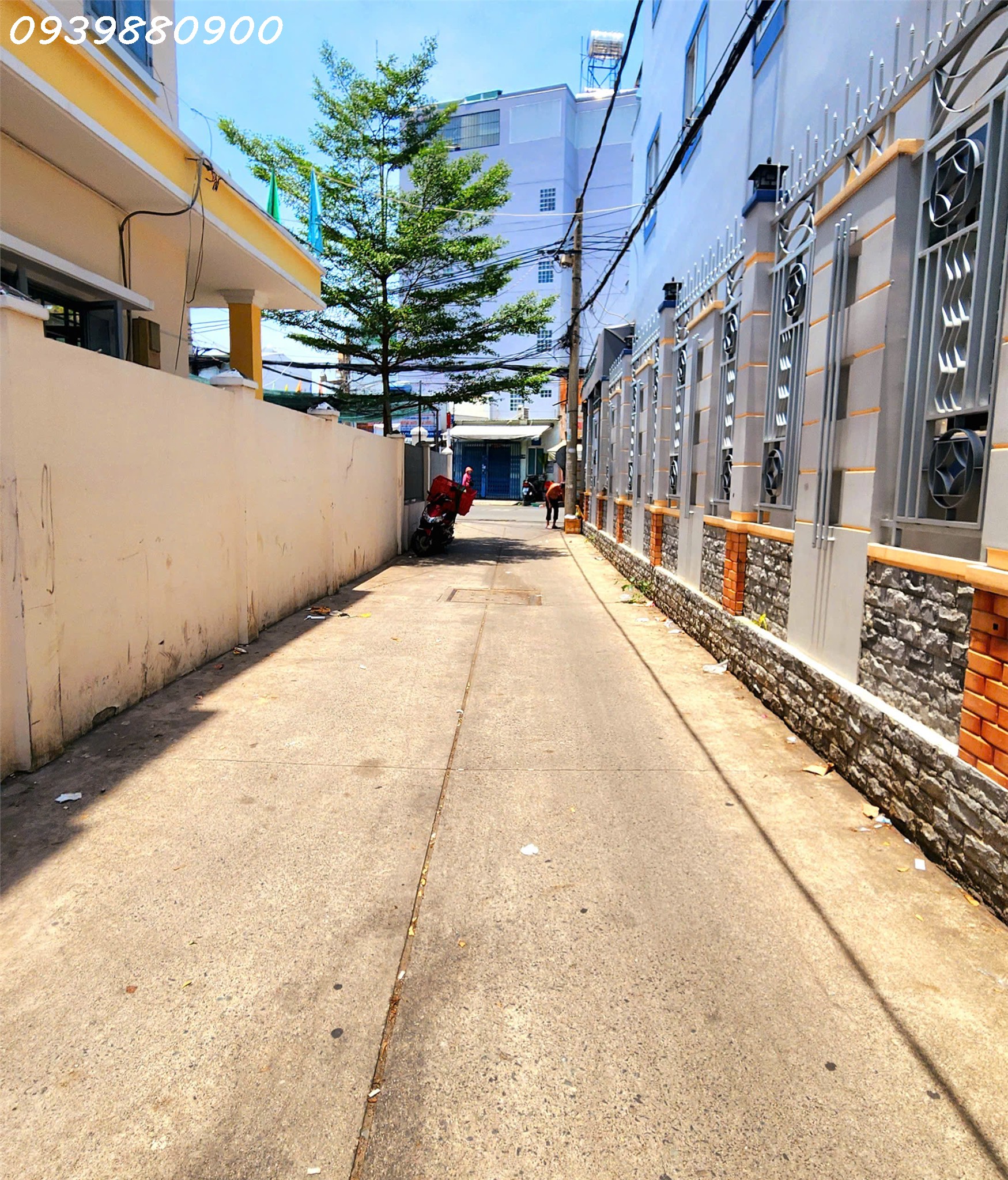 Gò Vấp, 1 căn ra mặt tiền, ngay ĐH Công Nghiệp.