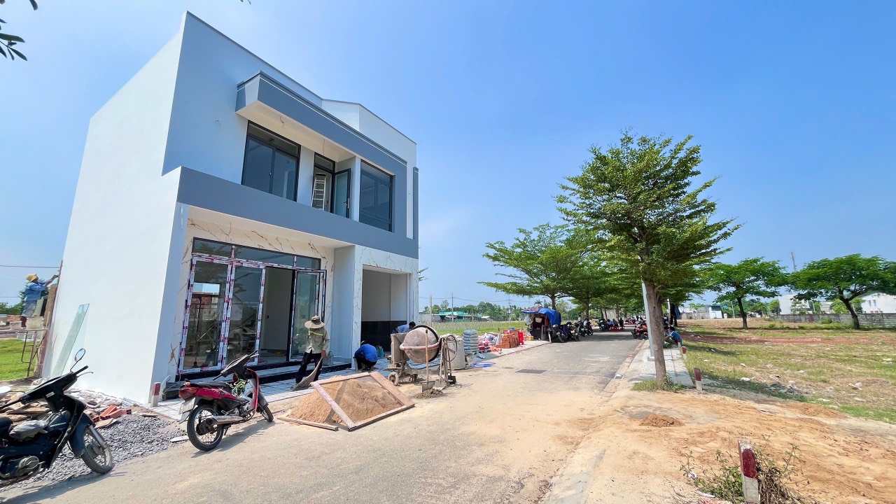 CHÍN CHỦ KẸT TIỀN , NHỜ BÁN GẤP LÔ ĐẤT TẠI CỦ CHI TRẨ 800 TRIỆU - NGÂN HÀNG GIẢI NGÂN .SANG TÊN CÔNG CHỨNG NGAY