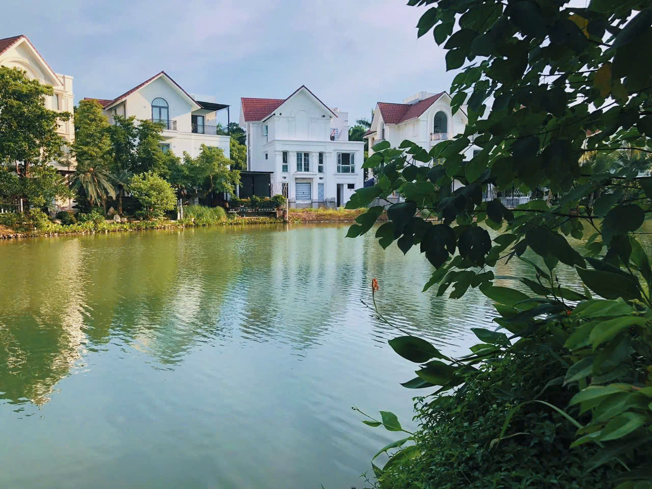 Bán nhà đẹp phố Thanh Nhàn, Hai Bà Trưng, 52m 5T, 12 Phòng, thang máy, DT 700 triệu/năm, gần Công viên Tuổi Trẻ, ở, cho thuê, 12.5 tỷ.