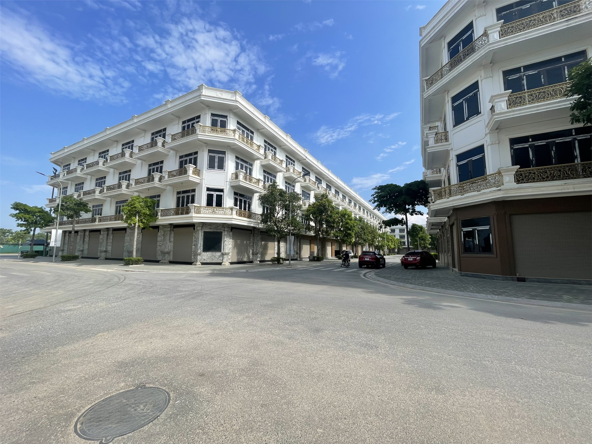 CĂN 60M2 CUỐI CÙNG. MẶT HÀ HUY TẬP, SẴN SỔ, GIAO NHÀ NGAY. LH: 0966 343 969