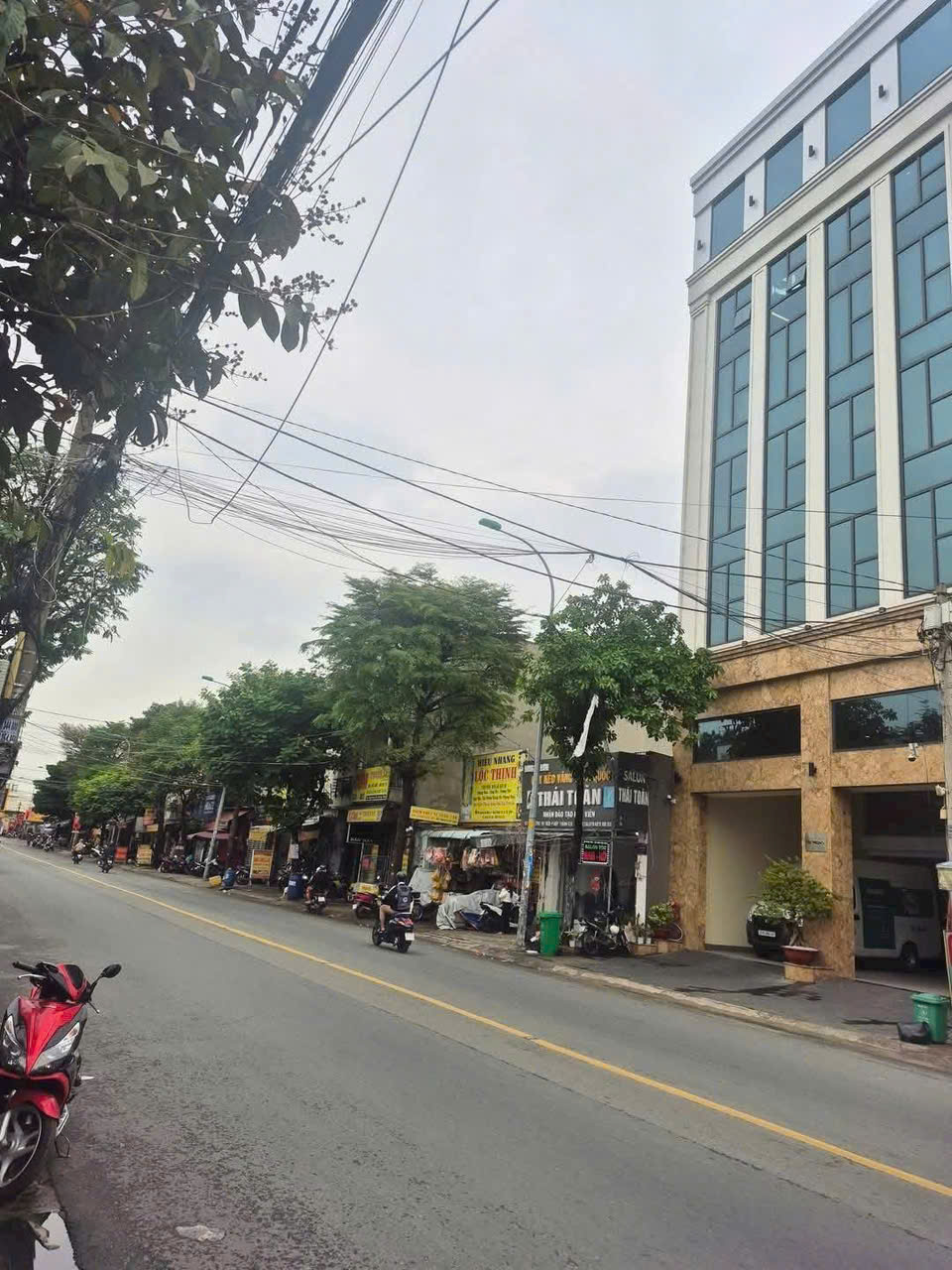 BÁN NHÀ (8X29) MẶT TIỀN DƯƠNG THỊ MƯỜI – VỊ TRÍ ĐẮC ĐỊA – GIÁ CHỈ 24.5 TỶ