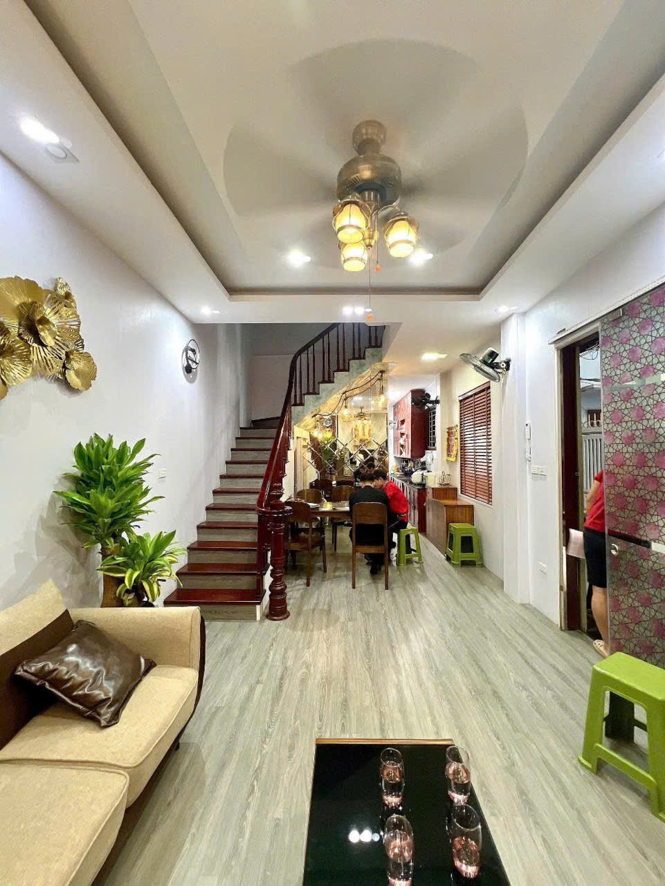 CẦN BÁN CĂN NHÀ TẠI ĐỘI CẤN - LIỄU GIAI - BA ĐÌNH