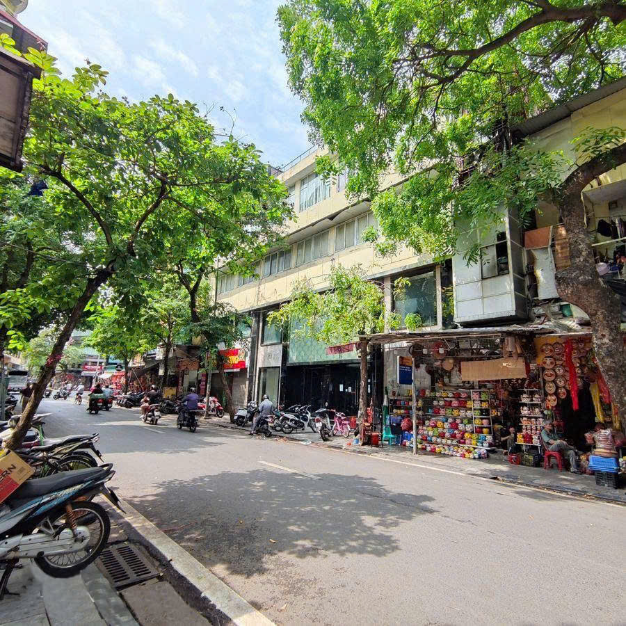 HIẾM-MẶT PHỐ HÀNG LƯỢC-HỘ KHẨU HOÀN KIẾM-TT PHỐ CỔ-KINH DOANH SẦM UẤT-30M 4T 16TỶ