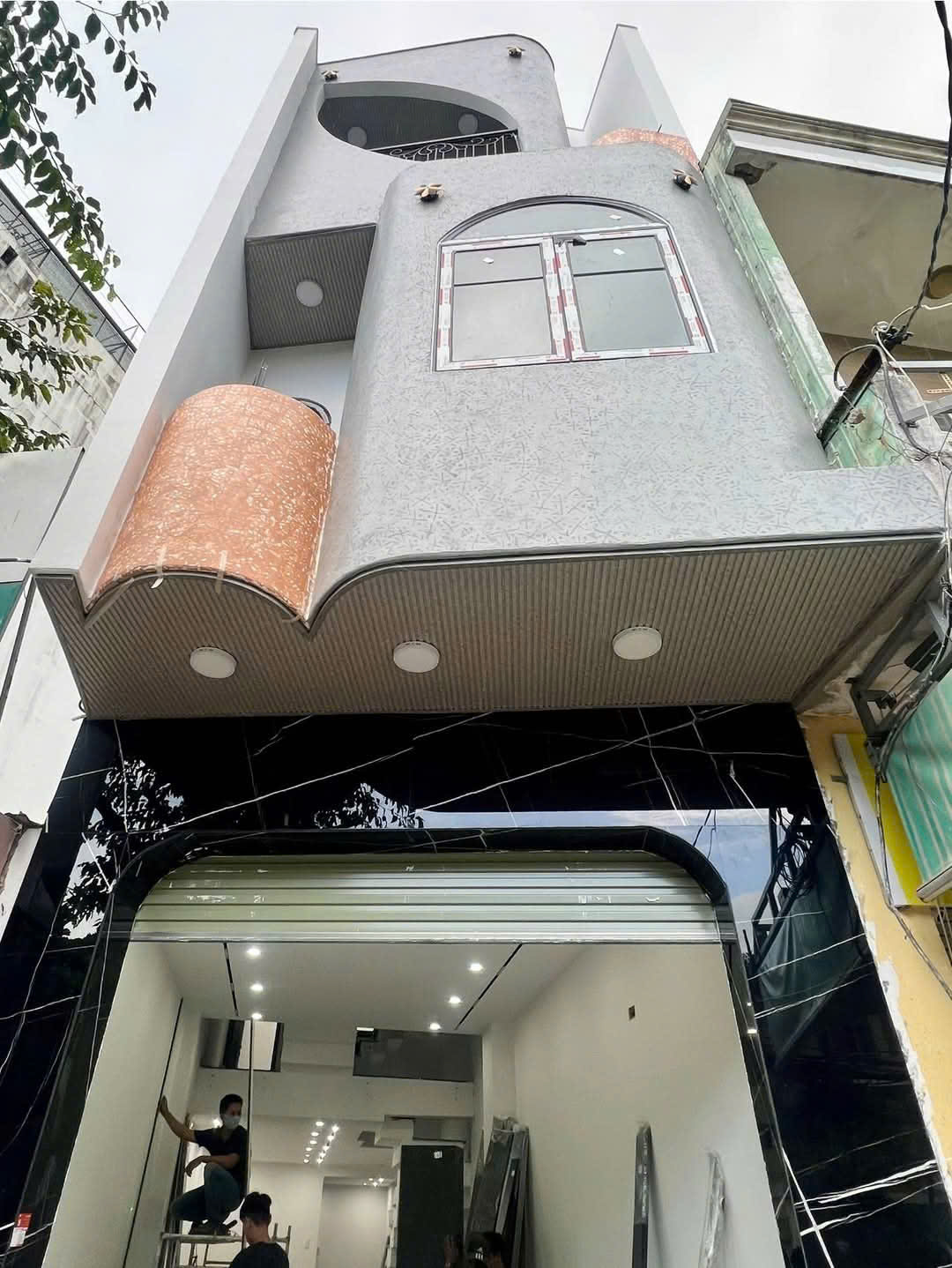 ♥ Nhà Mặt Tiền Nguyễn Tri Phương, đường 10.5m, gần Chợ, 70m2, 3 tầng, mới Full Nội Thất, 8.5 tỷ