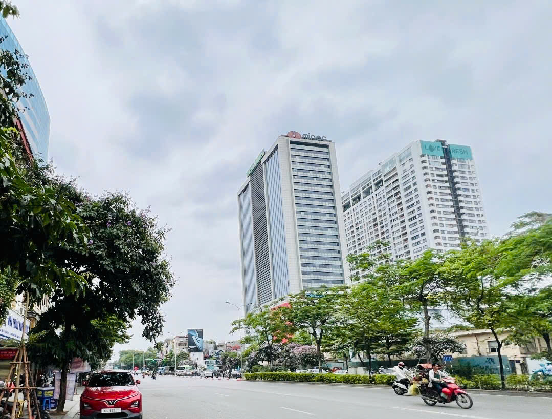 SIÊU VIP MẶT PHỐ TÂY SƠN 9 TẦNG THANG MÁY - VỈA HÈ Ô TÔ TRÁNH KINH DOANH SẦM UẤT NHỈNH 28 TỶ LH 0975124520
