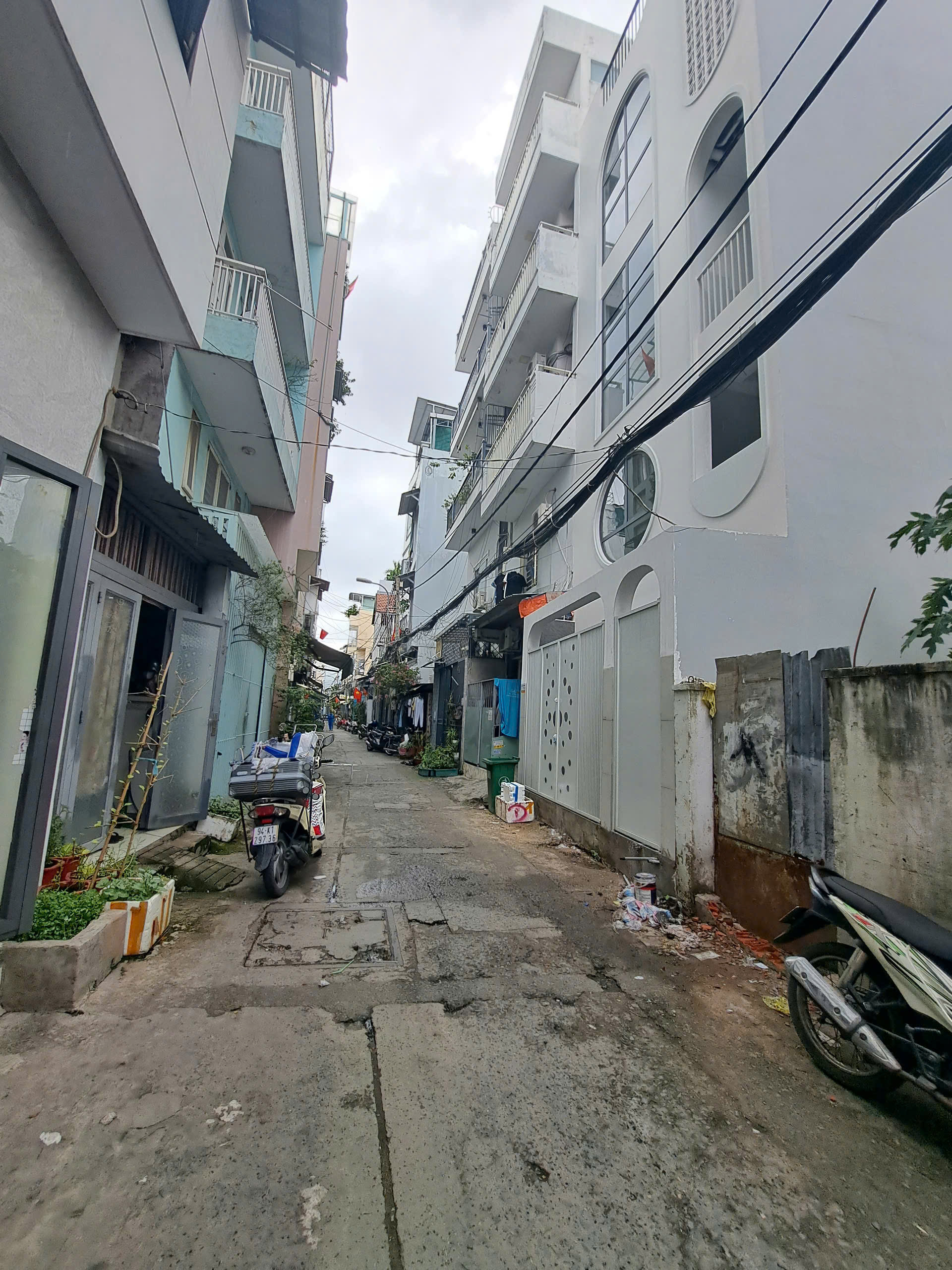 BÁN ĐẤT MẶT TIỀN HẺM ĐẸP – ĐƯỜNG BÙI VĂN BA, QUẬN 7 – GIÁ CHỈ HƠN 80 TRIỆU/M², GỌI NGAY: 0938827657 MS TUYỀN