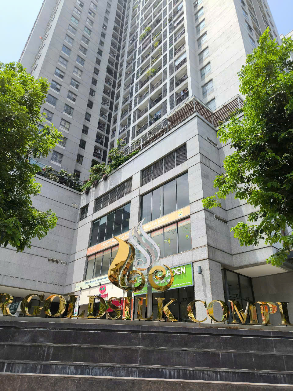 Chính chủ cho thuê căn góc 105m2,3PN,2WC,cc cao cấp Goldsilk Complex,Vạn Phúc,HàĐông