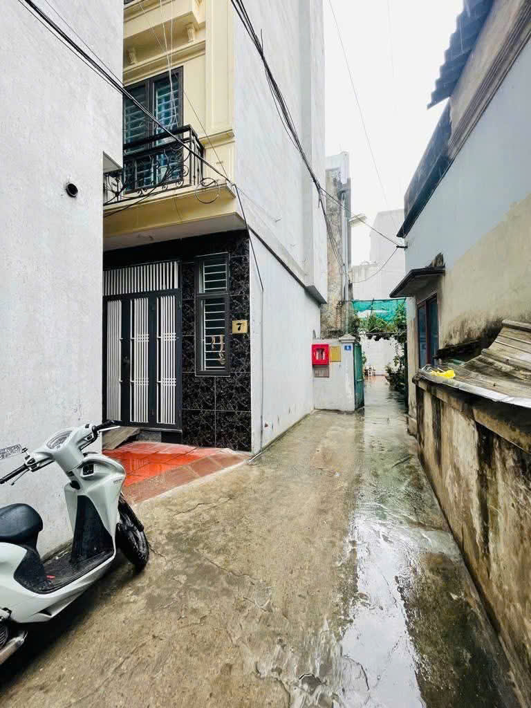 cần bán nhà ngõ thông rộng hưng phúc hoàng mai h