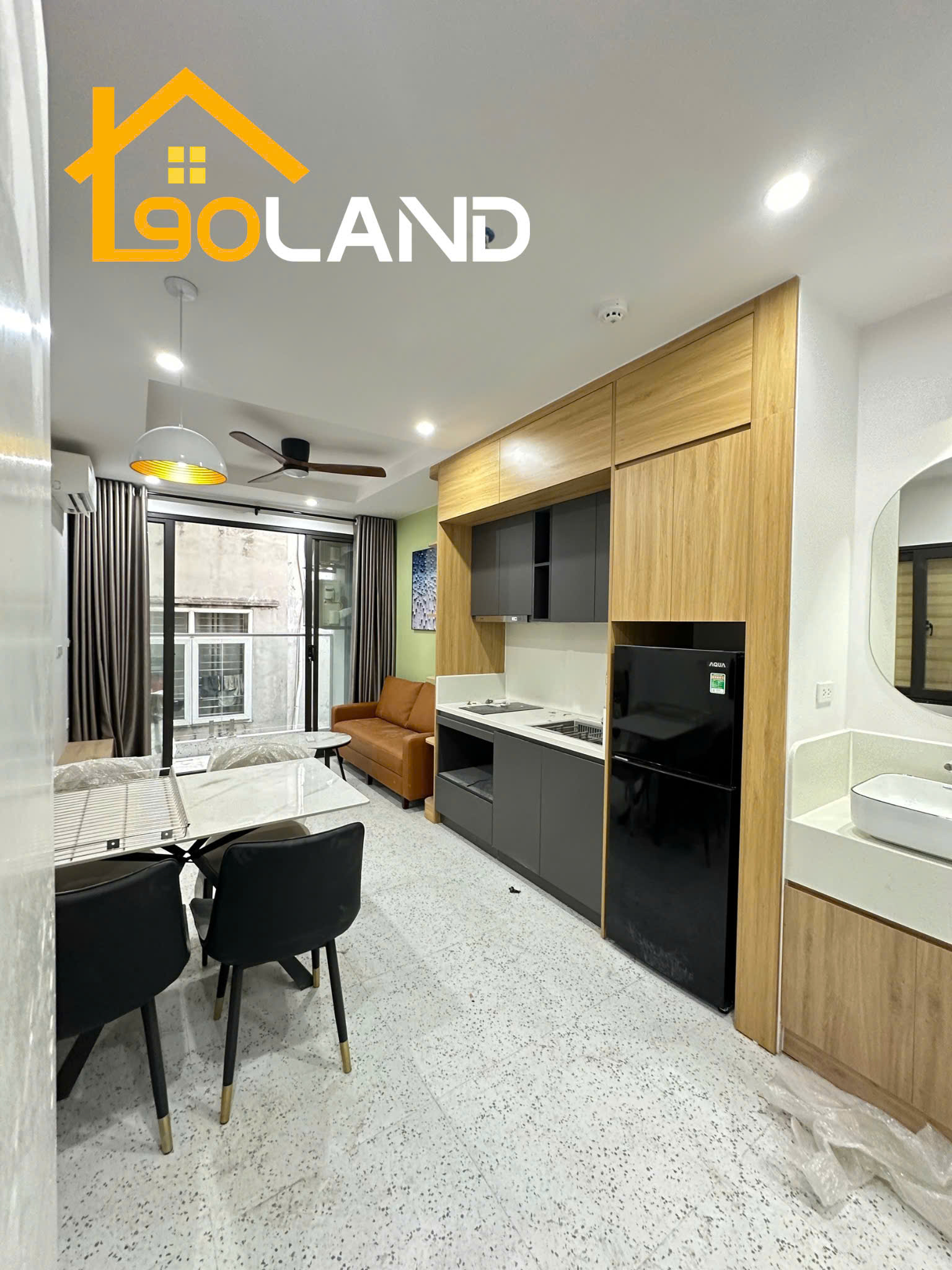 (Cực Hiếm) Căn hộ 2N1K cao cấp 50m2 mới khai trương tại ngõ 26 Vương Thừa Vũ - Có máy giặt riêng