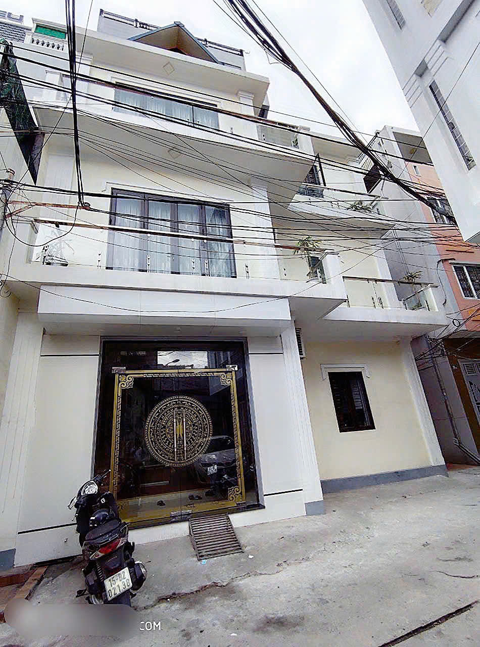 Bán nhà Thiên Lôi ngay sau mặt đường, 60m 3 tầng độc lập, ô.tô tận cửa, Giá 4.58 tỉ