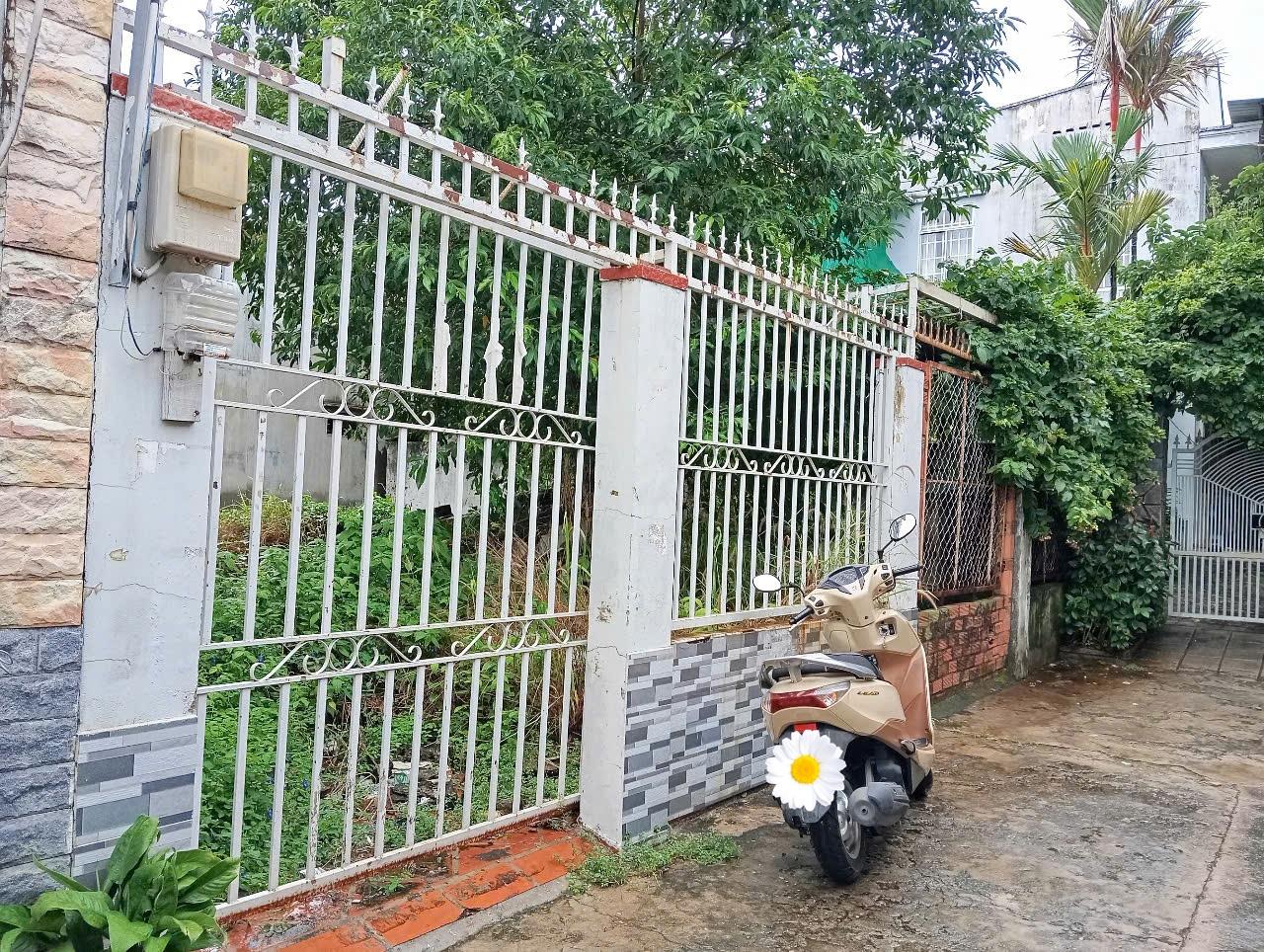 Đất trống 110m² ngang 10m, sát UBND Long Thạnh Mỹ, Q9, 3.8 tỷ