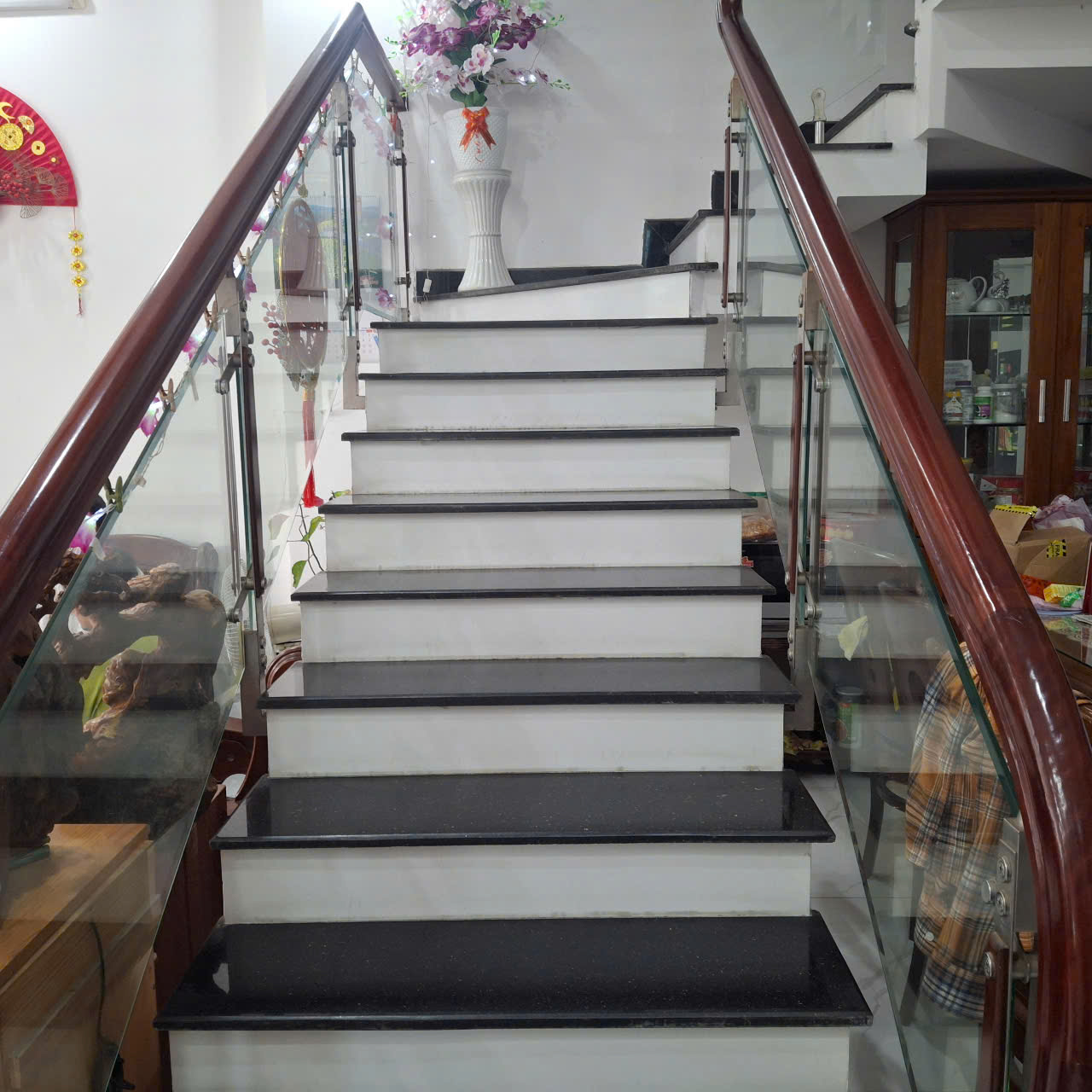 CHỈ 6 TỶ – NHÀ 4 TẦNG KIÊN CỐ – 5PN – SÁT PHỐ CỔ HOÀNG DIỆU – TRUNG TÂM TP. ĐÀ NẴNG