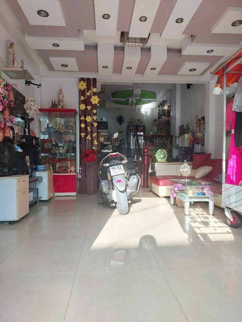 Bán nhà HXH Lê Văn Sỹ ngang 5m 50m2 5 lầu đẹp gần chợ Nguyễn Văn Trỗi chỉ 15.6 tỷ.