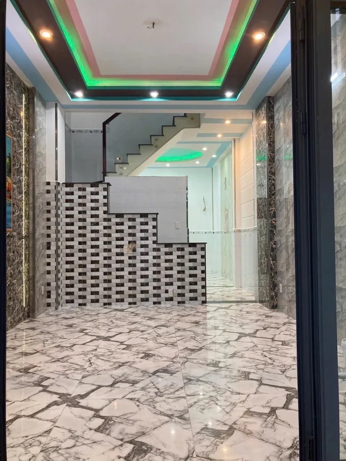 ✨ Nhà Đẹp Quận 7- 3 Tầng – Ngay Trần Xuân Soạn –DT: 38m² – Giá Chỉ Ngoài 5 Tỷ!