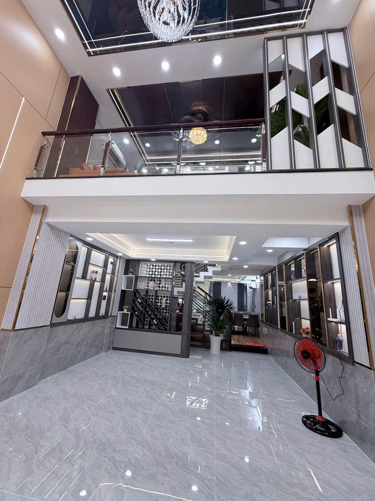 BÁN NHÀ PHỐ PHƯỜNG THẠNH XUÂN QUẬN 12 NHỈNH 6 TỶ- 4 TẦNG DT 100M2 (5x20) HXH 7M ☘️Diện tích ngang đẹp 5m dài 20m