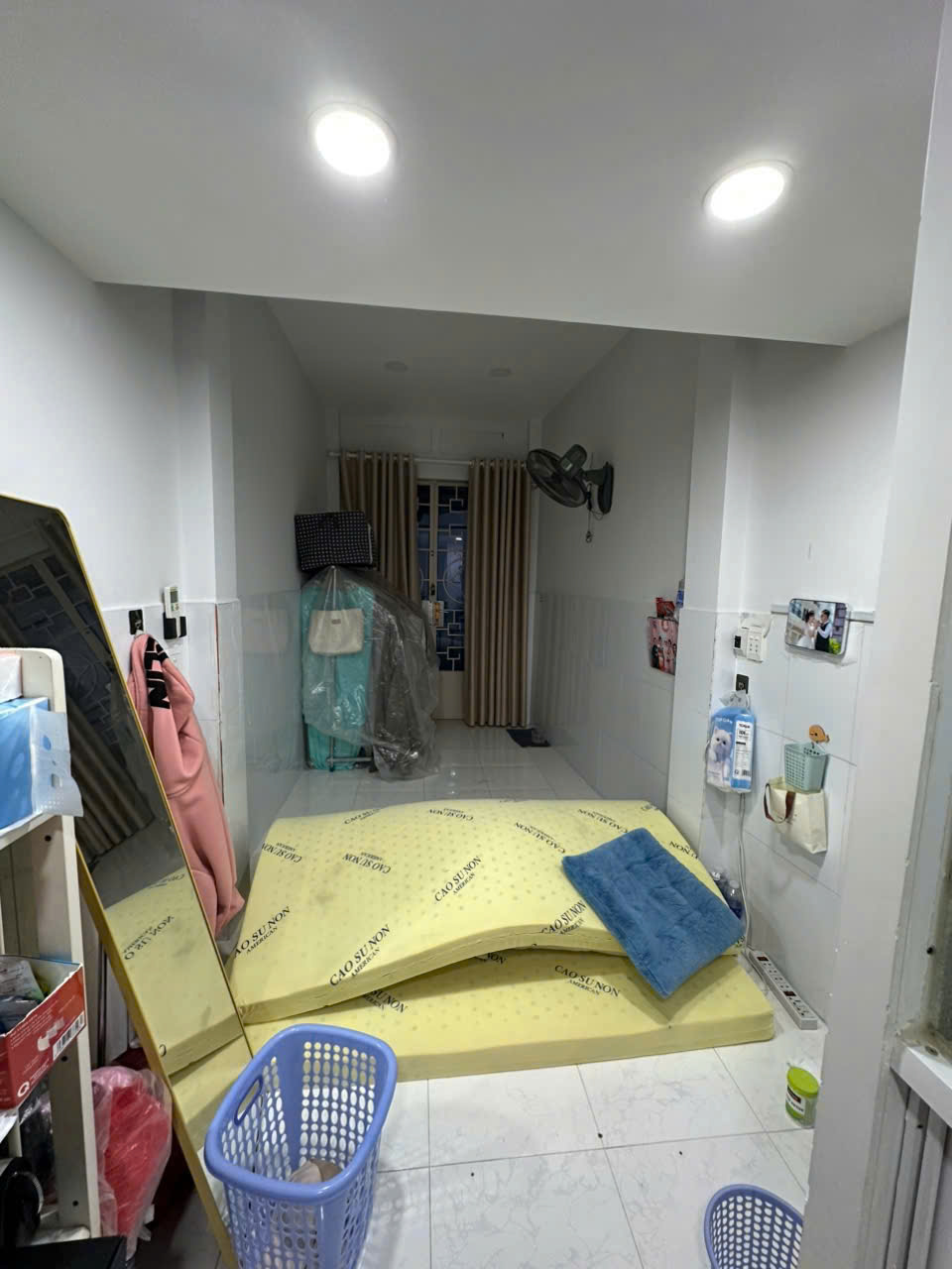 NHỈNH 1 TỶ SỔ HỒNG RIÊNG TPHCM NHÀ FULL NỘI THẤT CAO CẤP TRUNG TÂM TÂN BÌNH
