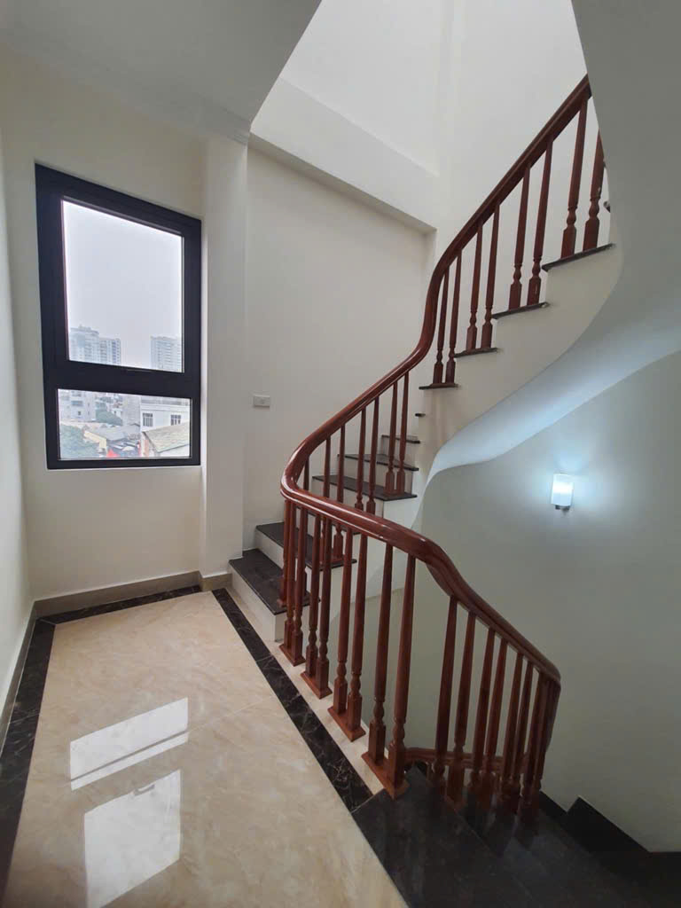 PHAN ĐÌNH GIÓT - 5 TÂNG - THANG MÁY - Ô TÔ NGỦ TRONG NHÀ- NHỈNH 13 TỶ