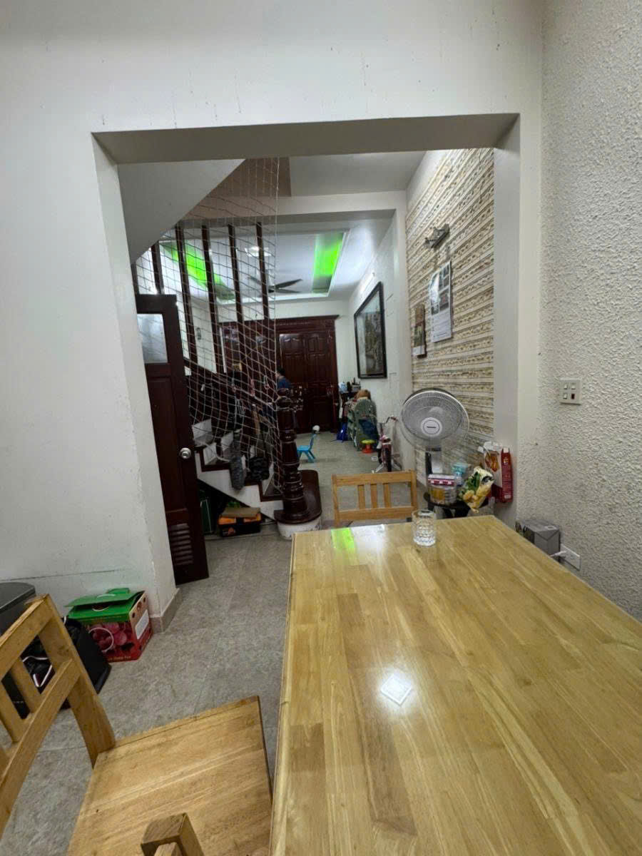 HÓT BÁN NHÀ - HAI THOÁNG , FULL NỘI THẤT , GẦM PHỐ , KINH DOANH TỐT , 51M2 * 4T