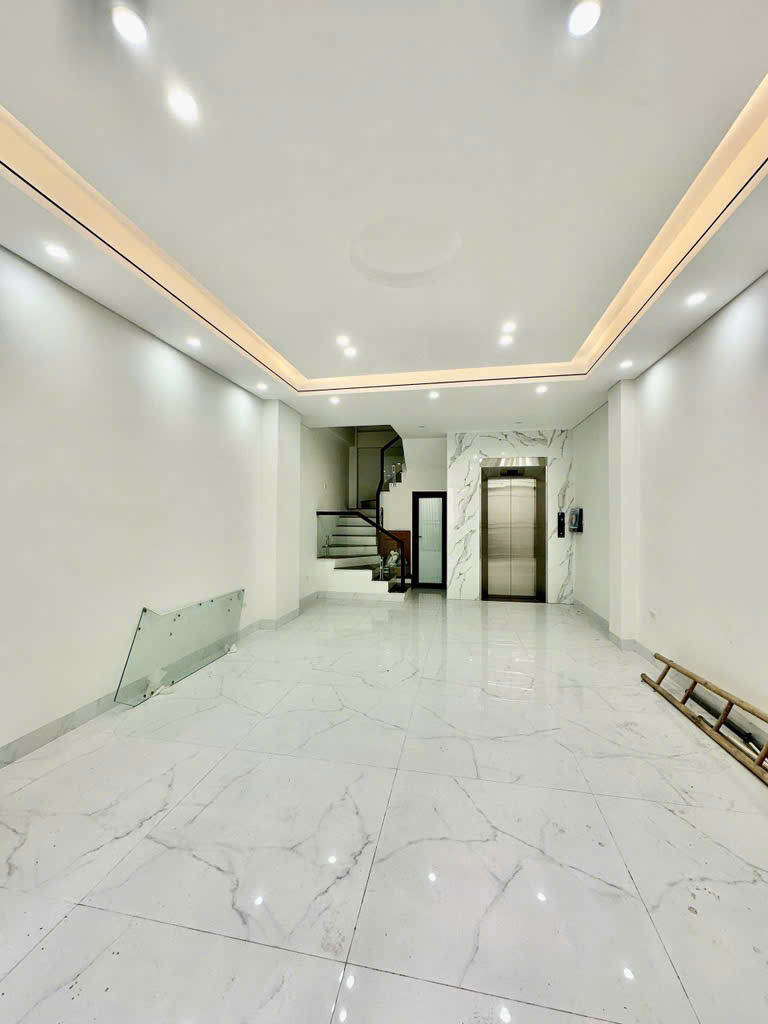 Thạch Bàn - Long Biên - Thang máy - 55m2 x 6 tầng - nhỉnh 8 tỷ