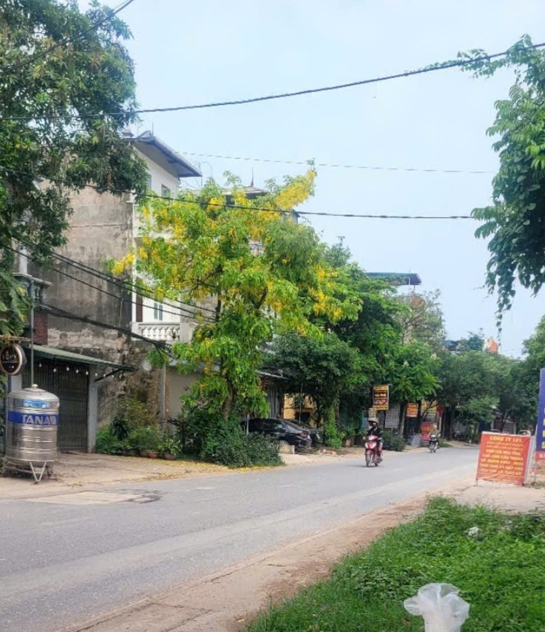 Nhà mặt trục chính kinh doanh sầm uất Đông Mỹ Ngũ Hiệp Vạn Phúc gần 80m giá 9.3 tỷ