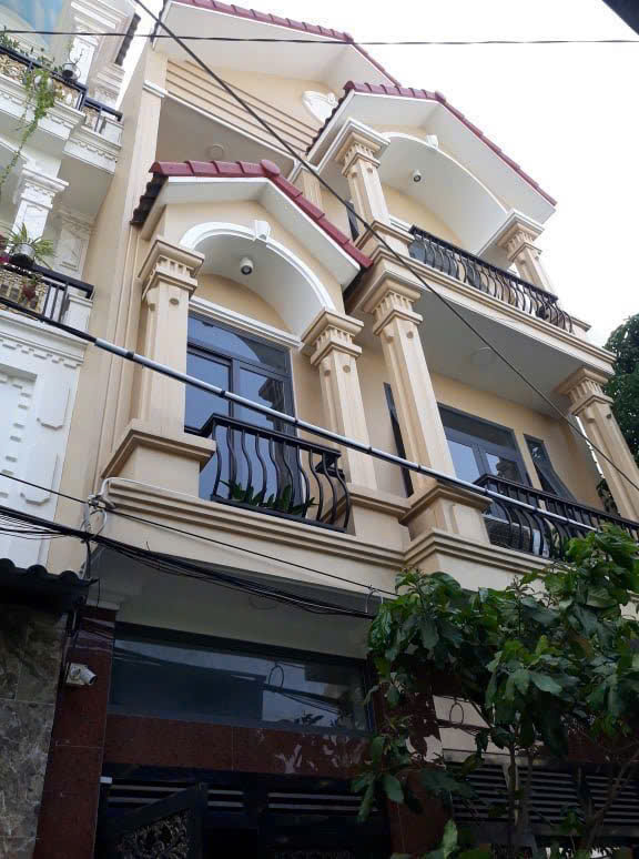 NHÀ 4 TẦNG HXH HIỆP THÀNH CITY QUẬN 12 CHỈ NHỈNH 5 TỶ- DT 52m2 (6x9) 6PN- 3WC HƯỚNG ĐÔNG BẮC ☘️Diện tích ngang khủng