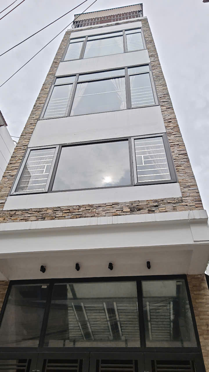 NHÀ 5 TẦNG, Ô TÔ VÀO TẬN NHÀ – Ở CỰC SƯỚNG. GIÁ CHỈ 7,6 TỶ TẠI NGỌC THỤY