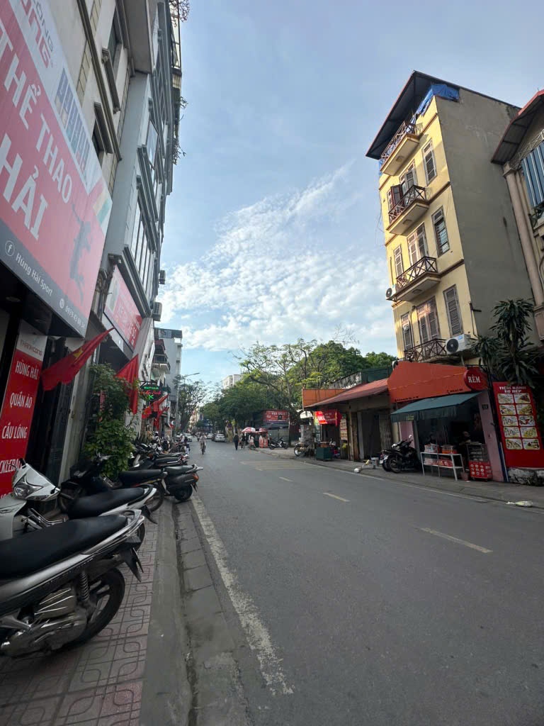 50M² – PHỐ HOÀNG NHƯ TIẾP – Ở CỰC SƯỚNG – Ô TÔ ĐỖ CỬA – CHỦ MỚI XÂY TÂM HUYẾT