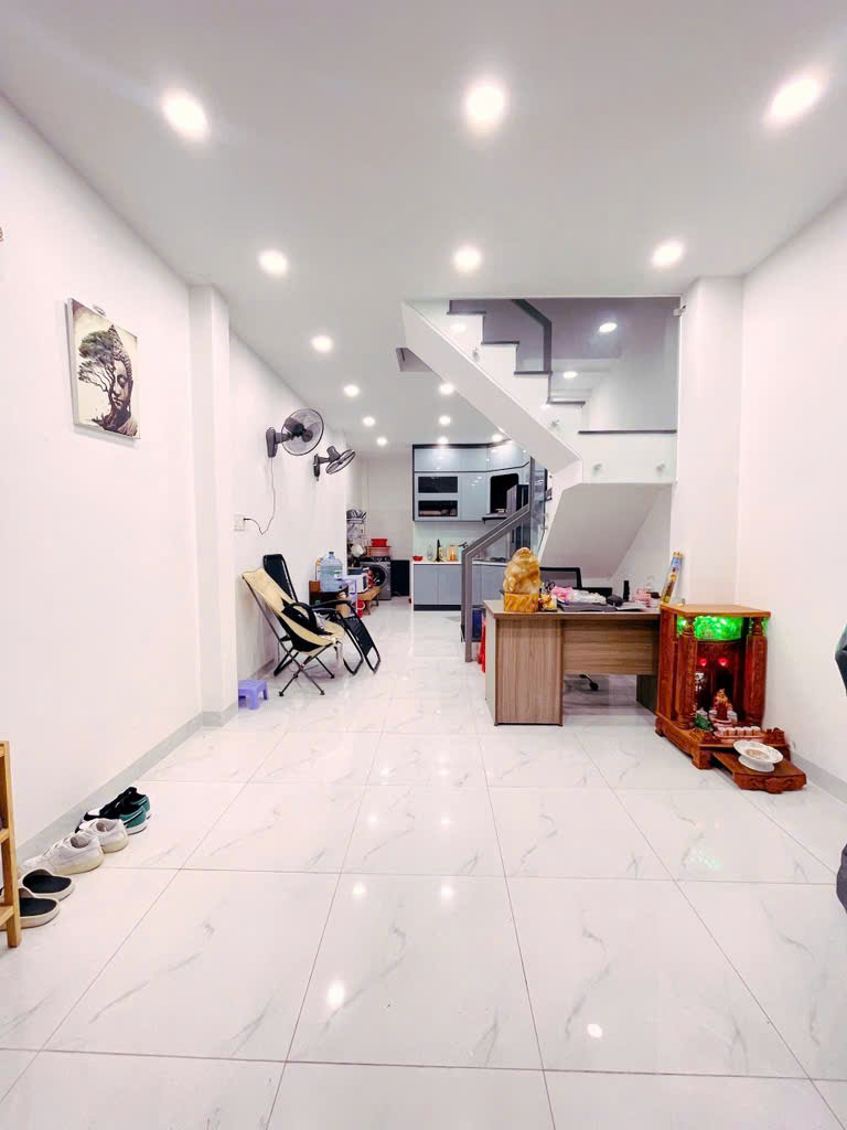 BÁN NHÀ PHONG THỦY HẺM 26 PHÚ THỌ HÒA, 35M2x2 LÂU, TẶNG FULL NỘI THẤT, 2PN, NHỈNH 3 TỶ