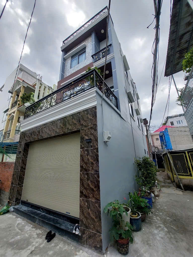 NHÀ 4 TẦNG - CĂN GÓC 2MT - PHÚ THUẬN - XE ĐỖ CÁCH NHÀ 10M - GIÁ NHỈNH 8,25 TỶ
