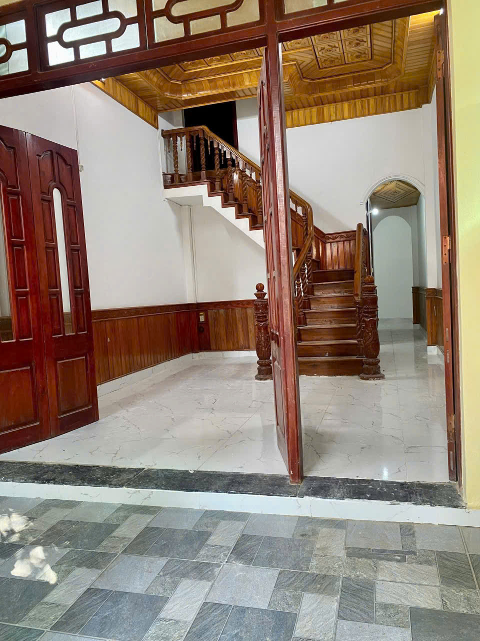 TÌM ĐÂU RA CĂN NHÀ ĐƯỜNG TRỊNH KHẢ, P. ĐÔNG VỆ G.ÍA: 2,480 tỷ.B.Á.N NHÀ 1,5 TẦNG