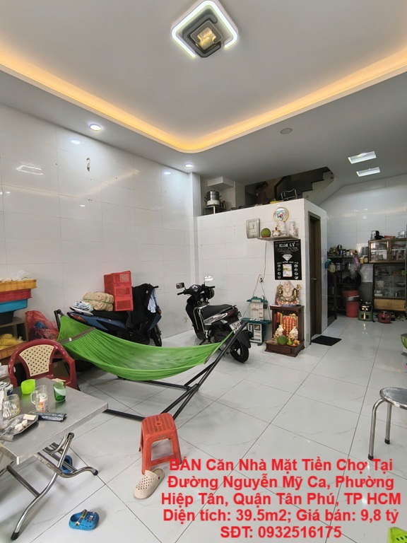 NHÀ ĐẸP- GIÁ TỐT - CHÍNH CHỦ CẦN BÁN Căn Nhà Mặt Tiền Chợ Vị Trí Tại Quận Tân Phú, TP HCM