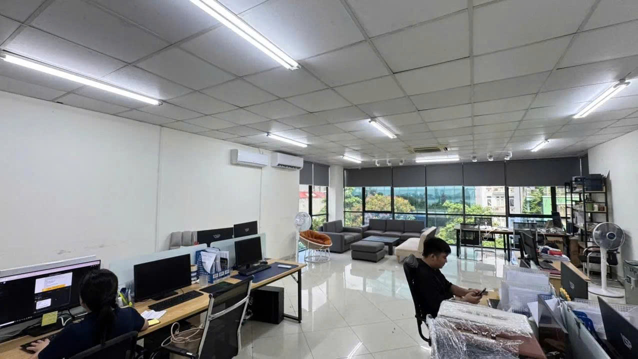 140m2