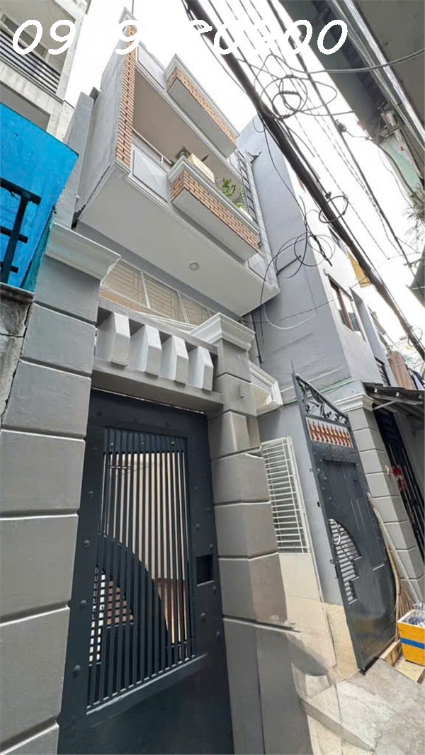 30m ra MT Huỳnh Văn Bánh - 3 tầng BTCT - 54m2 - 7,45Tỷ TL.