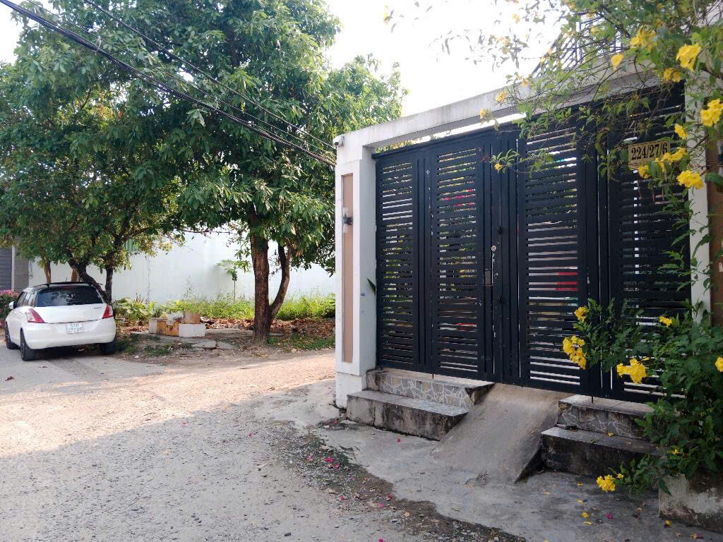 BÁN NHÀ SÂN VƯỜN HXH KHU BIỆT THỰ ĐƯỜNG VƯỜN LÀI APĐ QUẬN 12 CHỈ 9,3 TỶ- DT 215m2 (10x21,5)- 2 TẦNG 4PN ◾️Diện tích