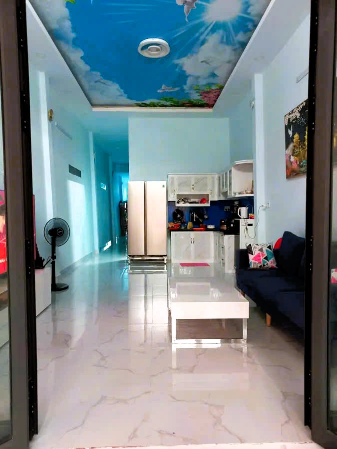 Bán nhà đẹp đối diện Vạn Phúc City, 130m2, hẻm xe hơi, giá chỉ hơn 7 tỷ