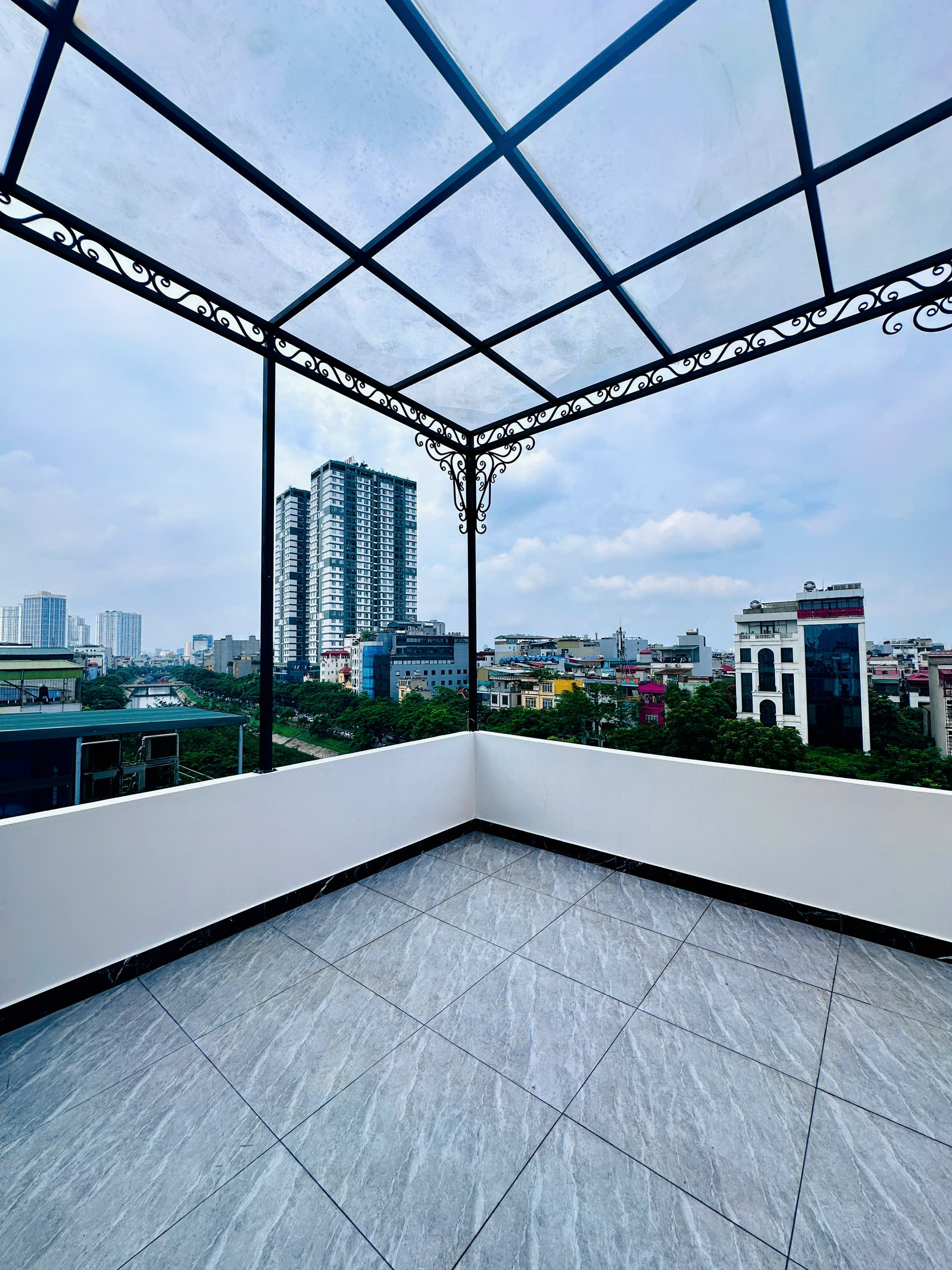 BÁN NHÀ MẶT PHỐ KHƯƠNG ĐÌNH – 7 TẦNG THANG MÁY – VỈA HÈ RỘNG – KINH DOANH ĐA NGÀNH LH 0817606560