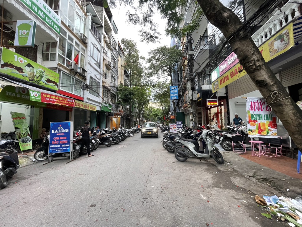 Bán nhà phân lô Đền Lừ vỉa hè ô tô tránh vị trí kinh doanh đắc địa 33m2 giá 14 tỷ