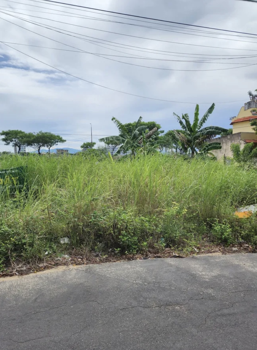 Lô đất mặt tiền Lê Thị Riêng . DT:107m , ngang 5m