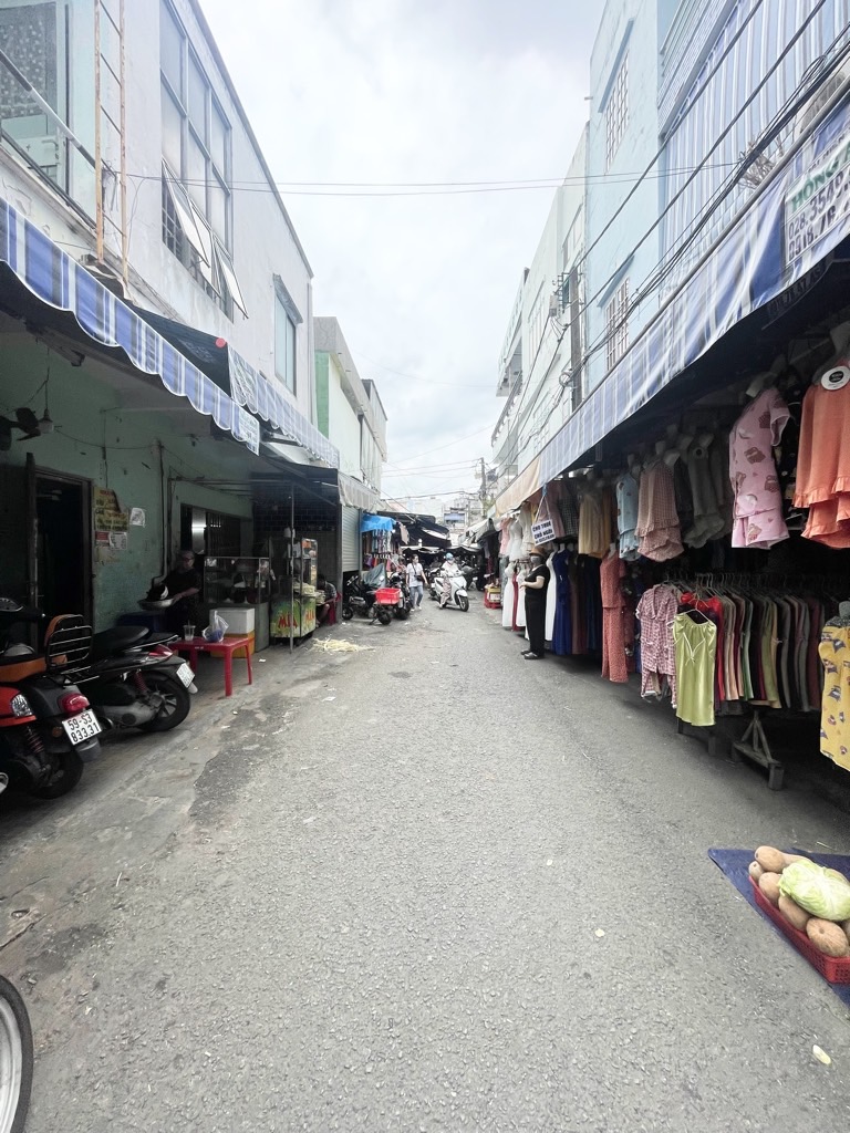 CHỢ HOÀNG HOA THÁM – LÔ GÓC KINH DOANH – 2 TẦNG – THU NHẬP 400TR/NĂM – CHỈ 12.X TỶ