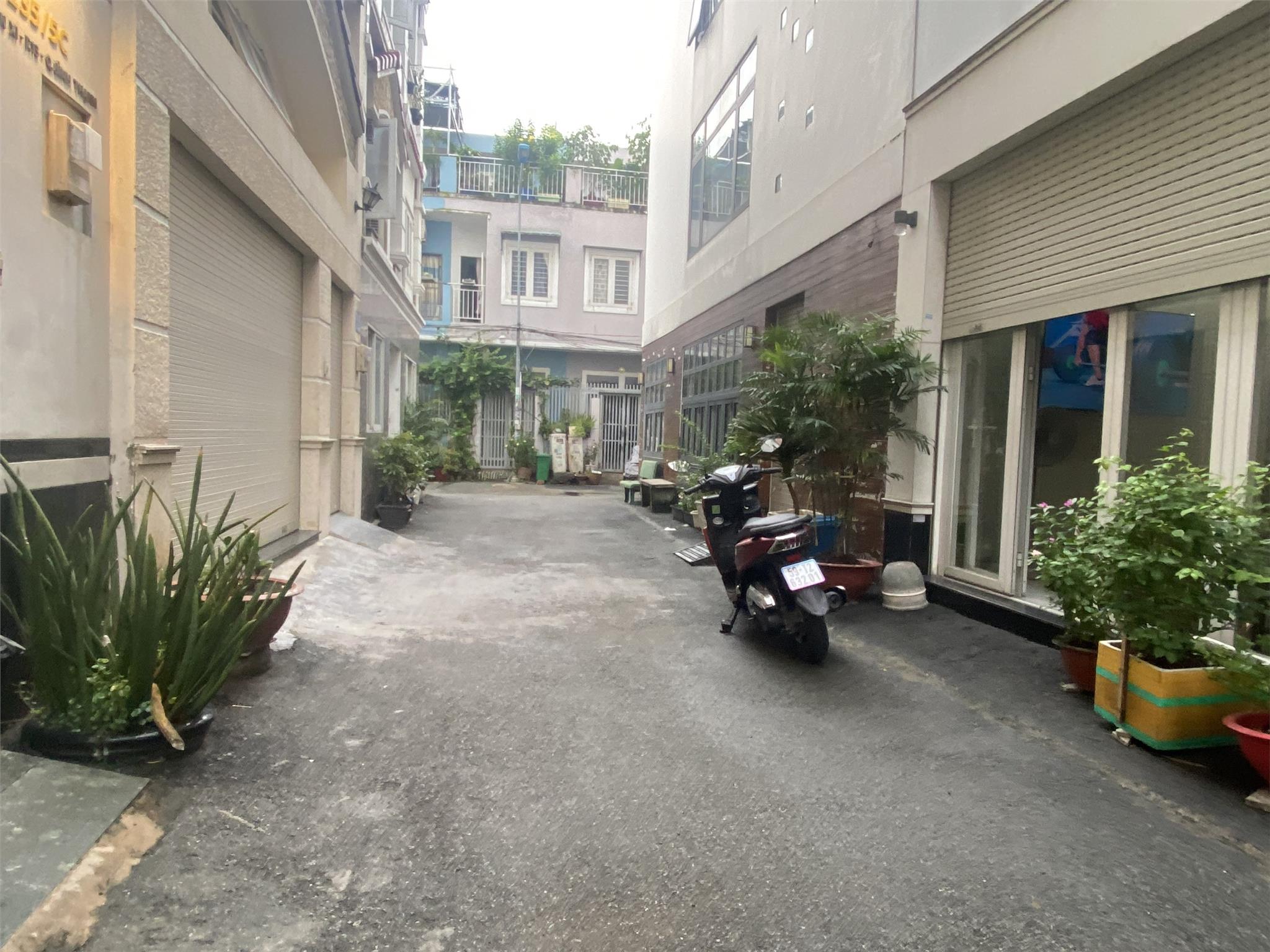 BÌNH THẠNH - KHU PHÂN LÔ ĐỒNG BỘ - HẺM XE HƠI TRẢI NHỰA - NGANG LỚN THÔNG THOÁNG - CHÍNH CHỦ TỰ XÂY CỨNG CÁP