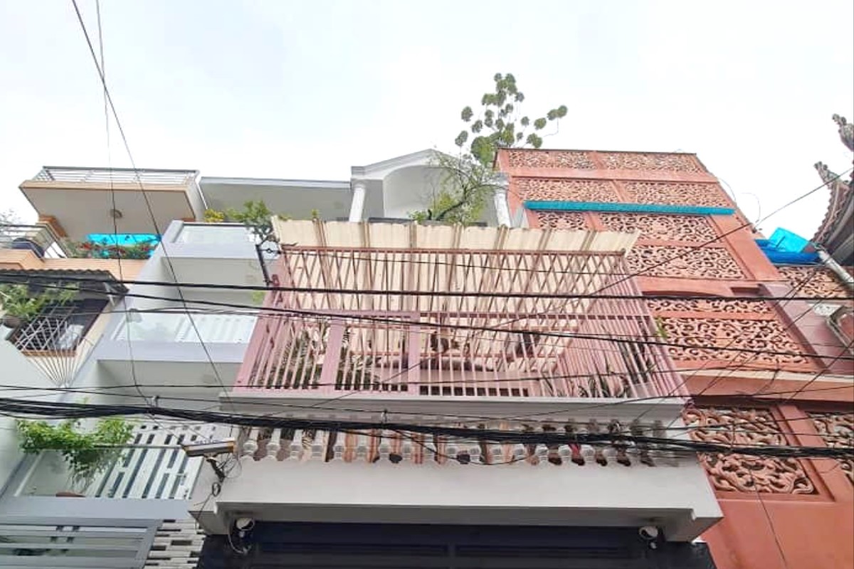 Bán nhà 4 tầng hẻm nhựa Huỳnh Văn Bánh, P13, Phú Nhuận 45m2,kiên cố, an ninh, giá tốt