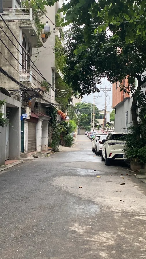 Siêu phẩm Nguyễn Sơn Long Biên diện tích khủng 83m 3 tầng nhỉnh 18 tỉ, đường ô tô tránh