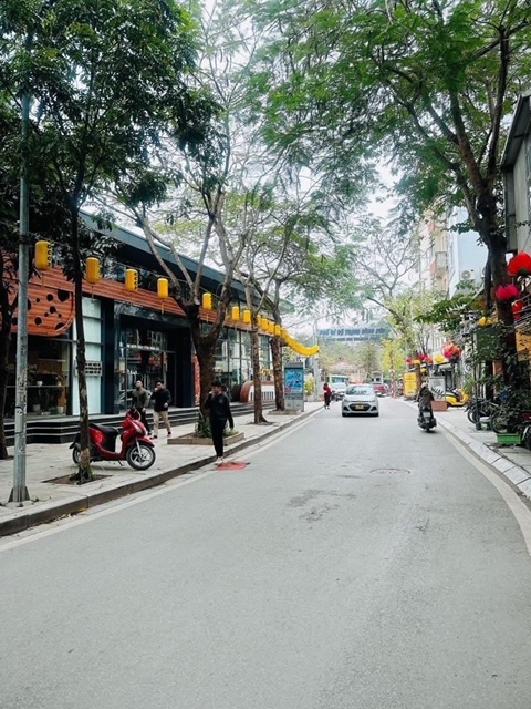 DUY NHẤT,NHÀ PHỐ TRỊNH CÔNG SƠN, TÂY HỒ: 114/120M X3T, MT 7M, GIÁ 24,5 TỶ.